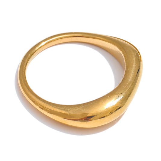 Bague mirage dorée forme angulaire