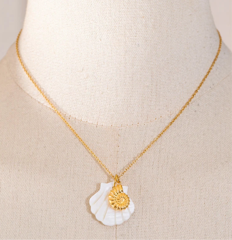 Collier éclat main